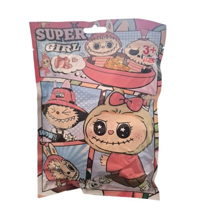 Figurina Labubu Super Girl, 20cm, material moale, include cartonas