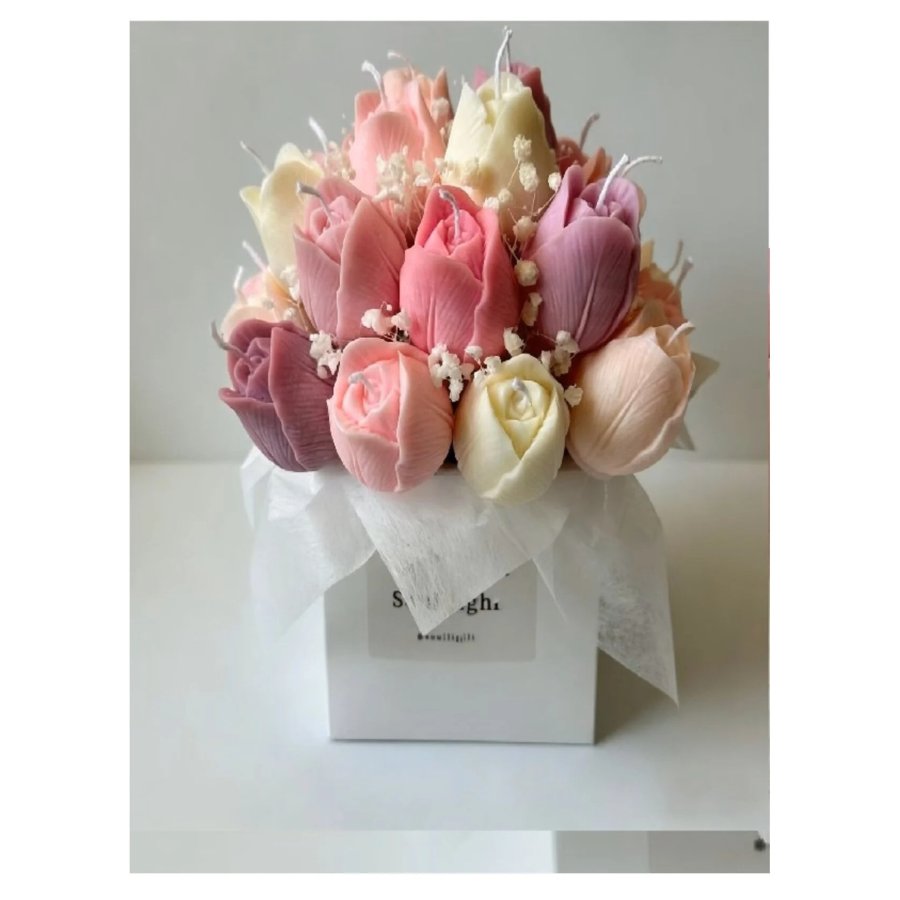 VICTINY® Aranjament floral din 11 lalele din ceara de soia parfumata si flori uscate
