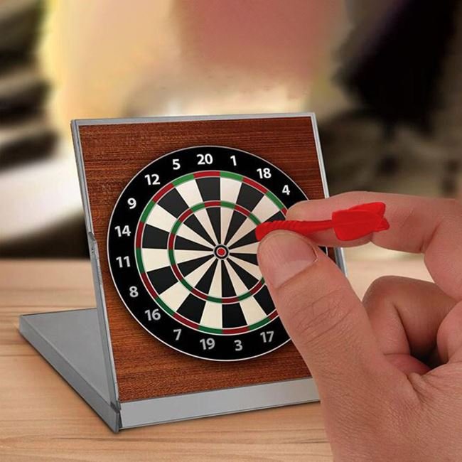 Joc Darts Magnetic de Masa cu 3 Sageti 14x12.5cm