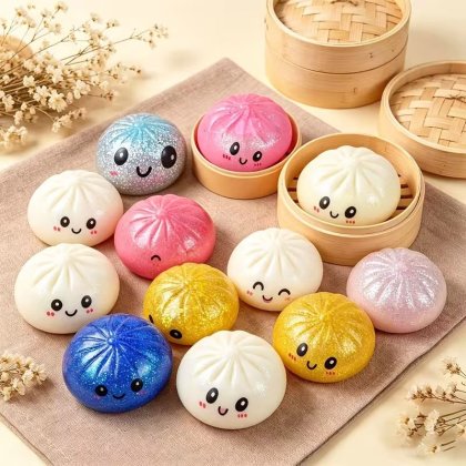 Jucarie Squishy Tip Bao/Dumpling Kawaii, Antistres, Multicolor cu Sclipici, Material Moale, Reutilizabila, Cadou Copii si Adulti, De Colectie, Cutie Inclusa