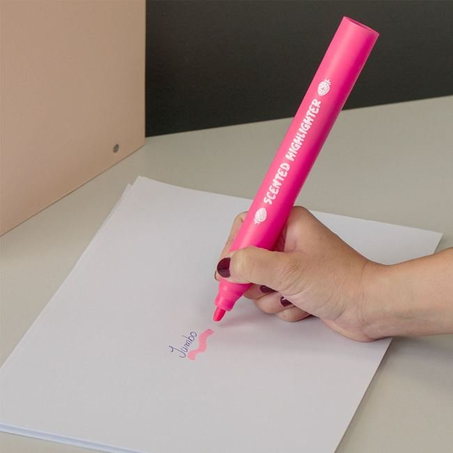 Evidentiator Parfumat Mare Fucsia cu Aroma de Capsuna 23cm