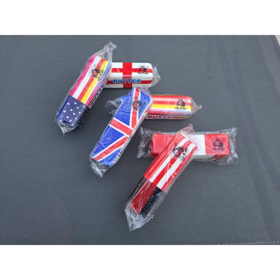 Jucarie antistres VICTINY® BUTTER UNT TARII STEAGURI WORD CUP 2026, 1 BUC RANDOM jucarie senzoriala squishy pentru copii si adulti