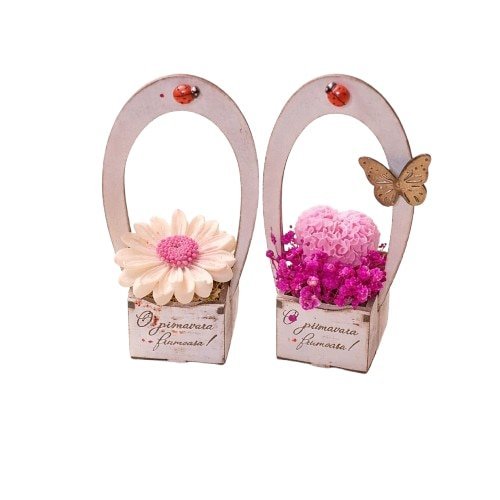 Set 2 Martisor floral VICTINY® cosulet cu flori de ceara naturala 100% de soia parfumata si plante uscate model 008