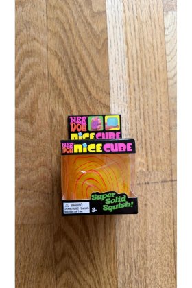 Cub Super Solid Portocaliu Squishy