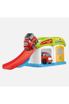 Stație de încărcare Speedy Track și parcare cu rampă și mașină pentru copii