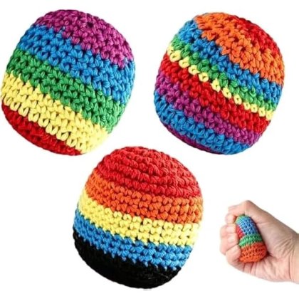 Set de 3 bile pentru jonglat K0569-260803-474-AMC, crosetate, umplute cu boabe, multifunctionale ca footbag si saculeti de aruncat, multicolor, 3 buc.